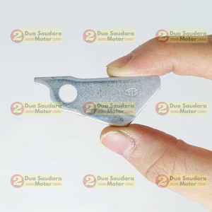 [EZM.1150516] Tahanan Noken As Viar Karya 150 200 300cc Radiator / Cam Shaft Stopper